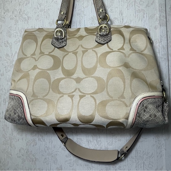 Coach Signature Ashley Spectator Shoulder Bag No.C1320- F24889 - Picture 13 of 16